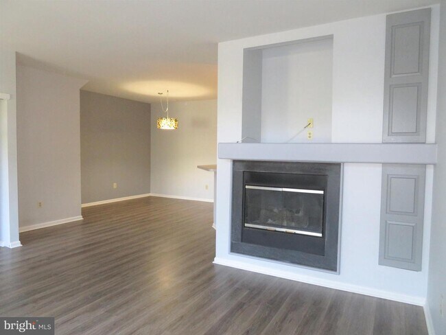 Foto del edificio - 113 Dresher Woods Dr