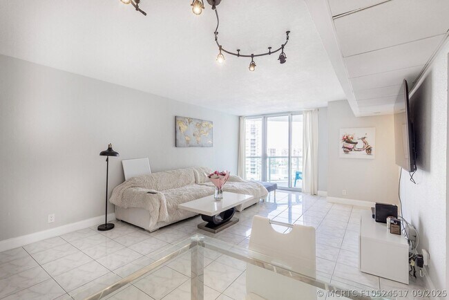 Foto del edificio - 3801 S Ocean Dr