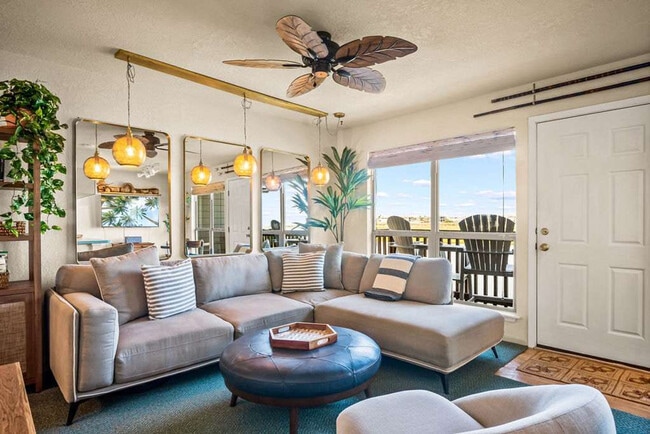 Foto del edificio - 15209 Leeward Dr