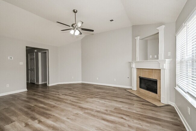 Building Photo - 75 Greer Ln