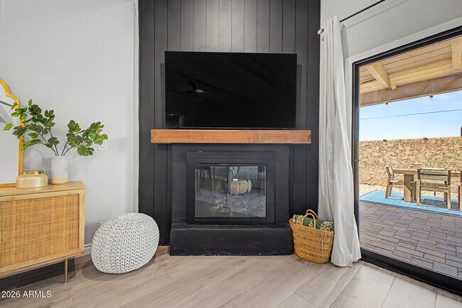 Building Photo - 7972 E Cactus Wren Rd