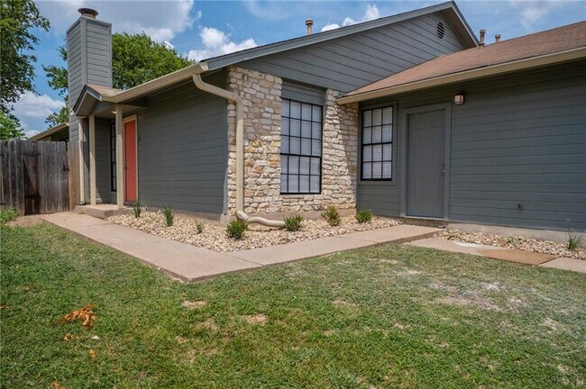 Foto del edificio - 1916 Margalene Way