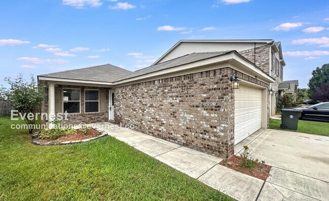 Foto del edificio - 222 Bermuda Lakes Dr