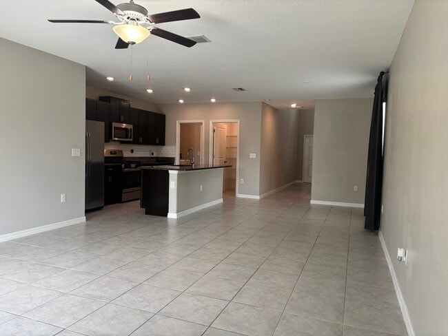 Building Photo - 9663 Channing Hill Dr