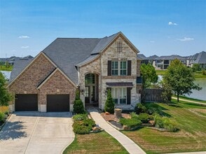 Building Photo - 28214 Evergreen Cove Ln