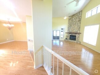 Building Photo - 11609 Parkview Ln