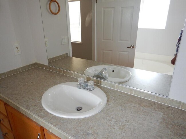 Building Photo - 21402 Cherry Canyon Ln