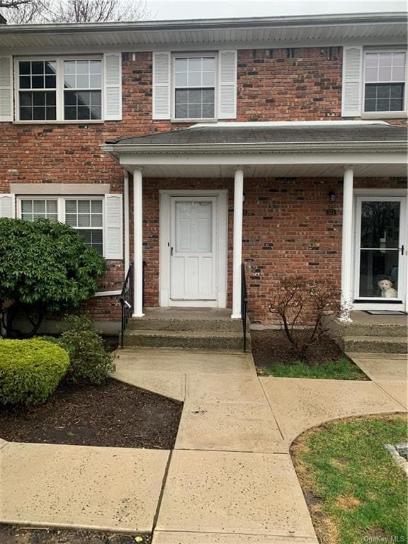 573 Lenape Ct, Suffern, NY 10901 Condo for Rent in Suffern, NY