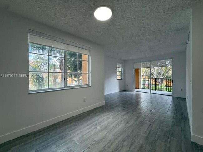 Foto del edificio - 2440 E Preserve Way