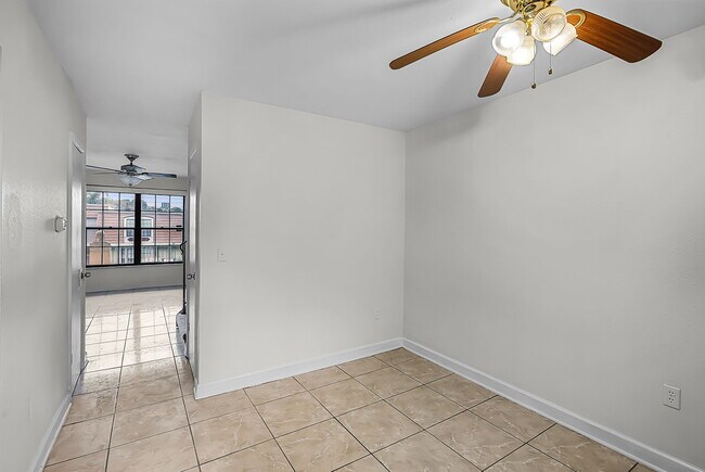 Building Photo - 6095 Village Cir N