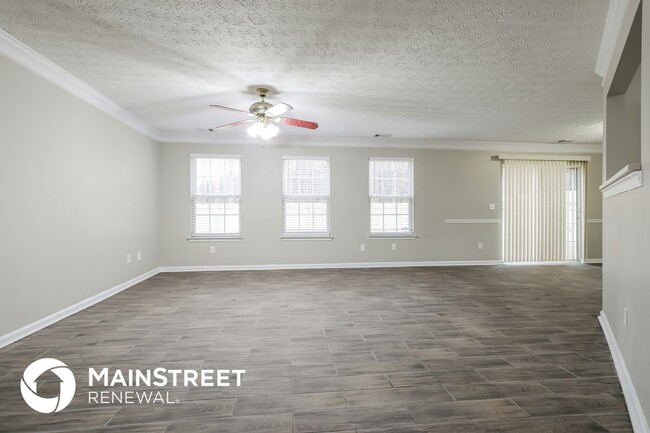 Building Photo - 494 Arbor Ridge Dr