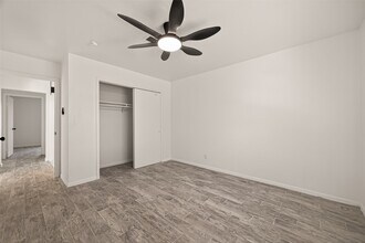 Building Photo - 5523 Kuldell Dr