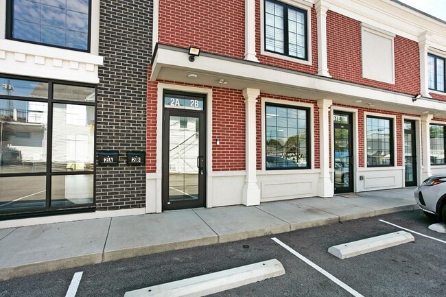 Building Photo - 220 W Dixie Ave