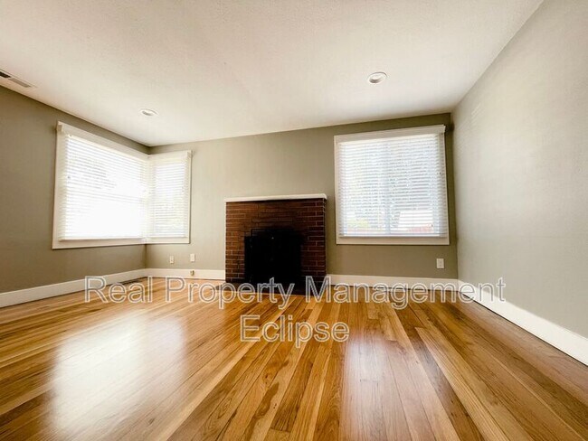 Foto del edificio - 6908 S 115th St