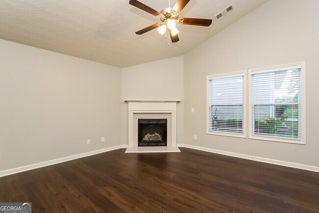 Foto del edificio - 1582 Thornwick Trace