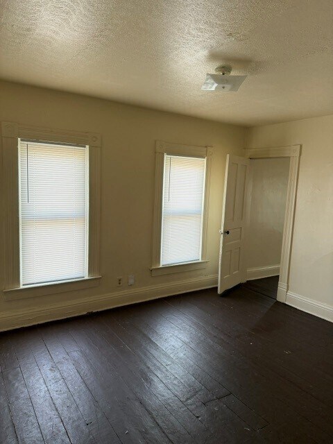Foto del edificio - 1502 Mound St