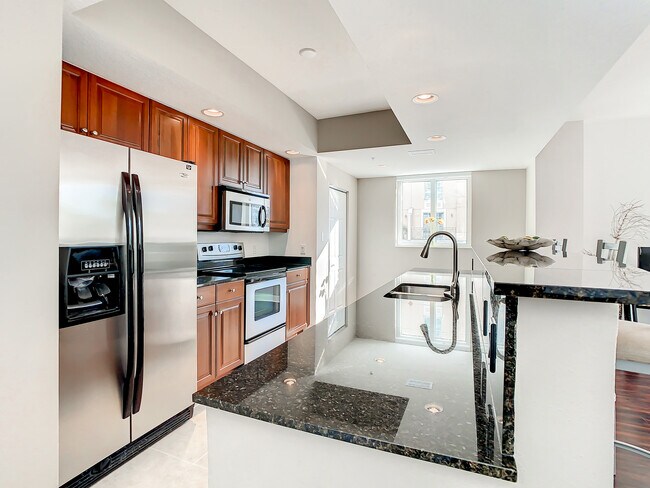 Kitchen - 800 N TAMIAMI Trl