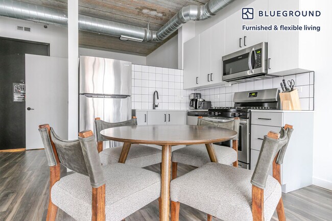 Foto del edificio - 61 W Erie St