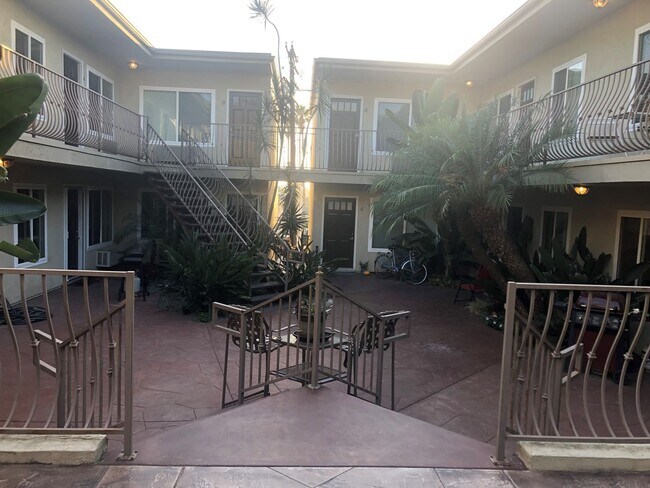 Building Photo - Upgraded, 1 Bedroom, 1 Bath in North Park!