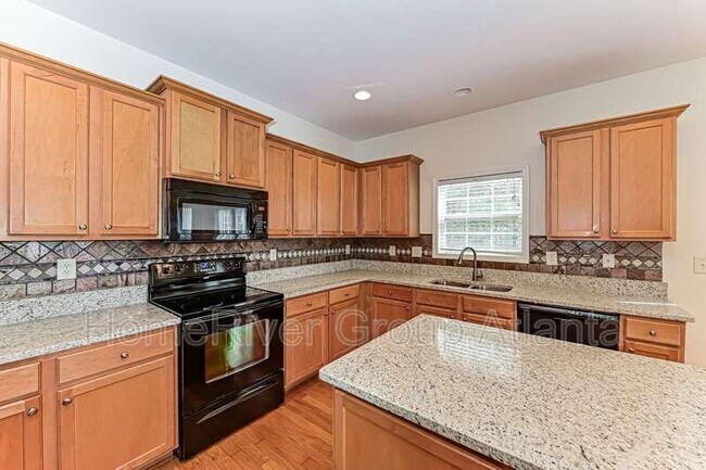 Building Photo - 868 Brampton Way