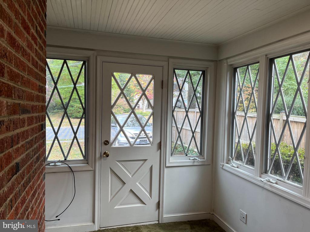 Foto principal - 8904 Grant St