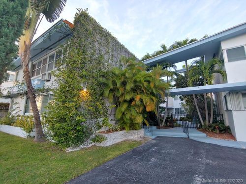 Foto del edificio - 10002 E Bay Harbor Dr