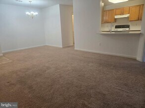 Building Photo - 7516 Snowpea Ct