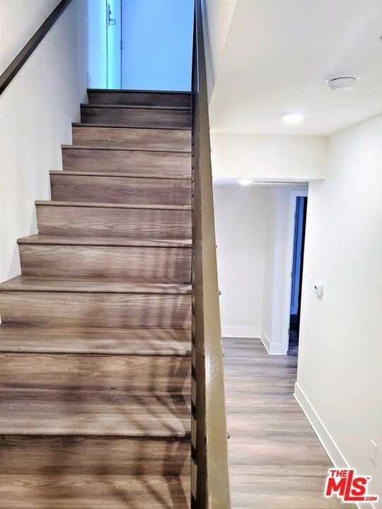 Foto del edificio - 5030 Rosewood Ave