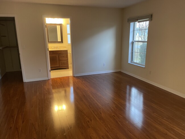 master bedroom - 5750 SW 89th St