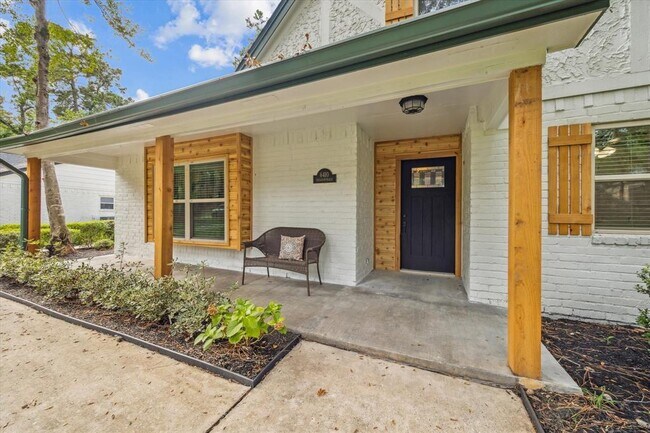 Foto del edificio - 6410 Meadowtrace Dr