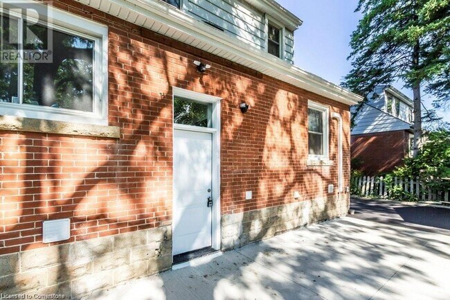 Photo du bâtiment - 47 W 4th St