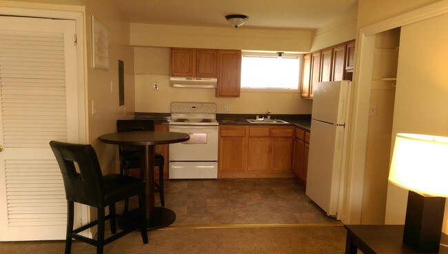 Building Photo - 1509 Kiler Dr