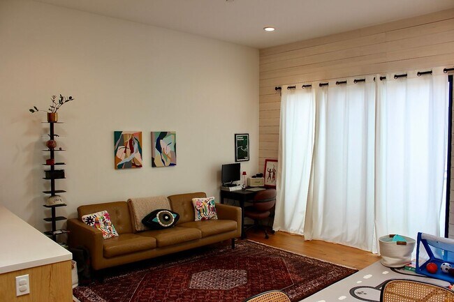 Foto del edificio - 1096 53rd St