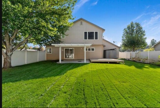 Foto del edificio - 5073 N Dove Ridge Pl