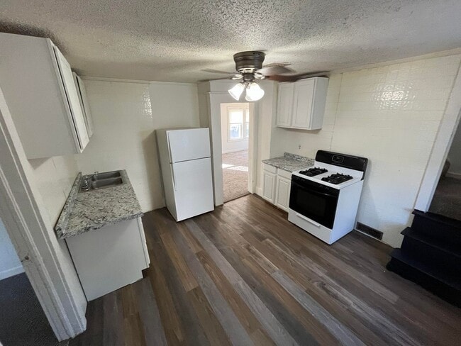 Foto del edificio - 2122 Jones St