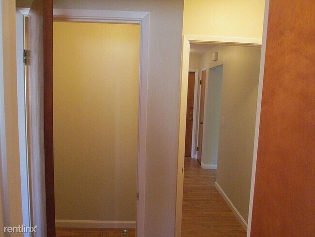 Foto del edificio - 2 br, 2 bath House - 806 Moraga Dr