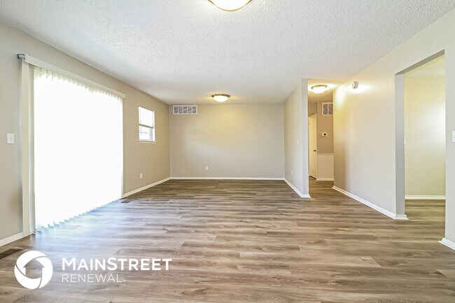 Foto del edificio - 4813 Michael Dr