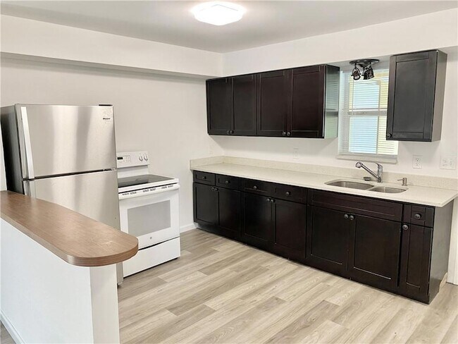 Foto del edificio - 1158 Rosetta Ln