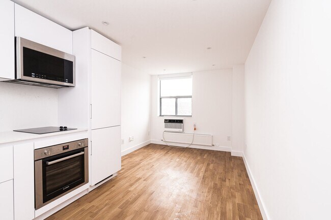 Photo du bâtiment - 800 Richmond St W