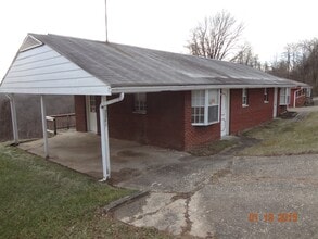 Building Photo - 3260 8th St