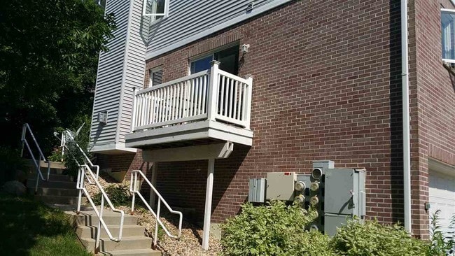 Building Photo - 6735 Raymond Rd