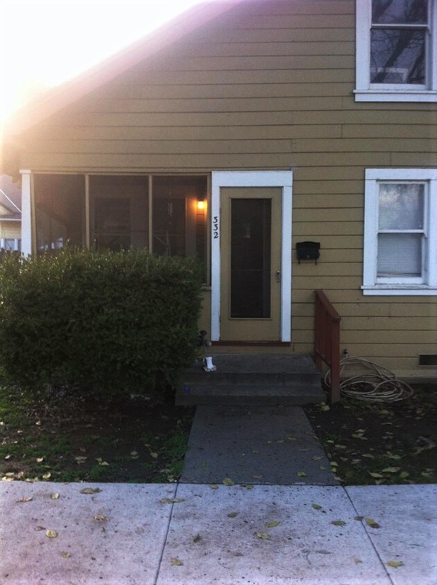 FRONT - 332 8th St
