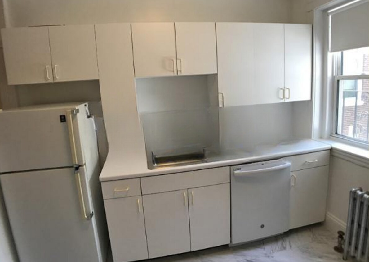 Foto principal - 27 Wendell St