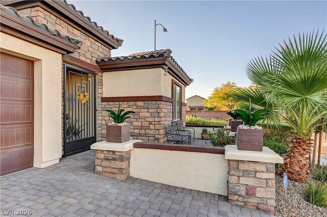 Building Photo - 6391 Montrose Park Ct