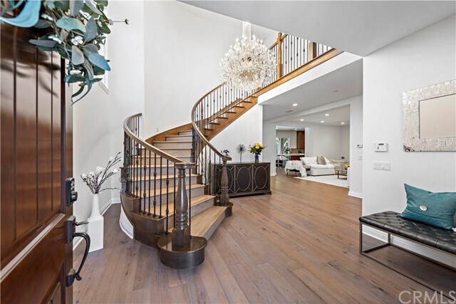 Building Photo - 129 Calderon