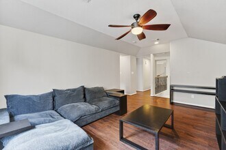 Building Photo - 42 N Arrow Canyon Cir