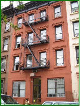 Primary Photo - 164 E 107th St