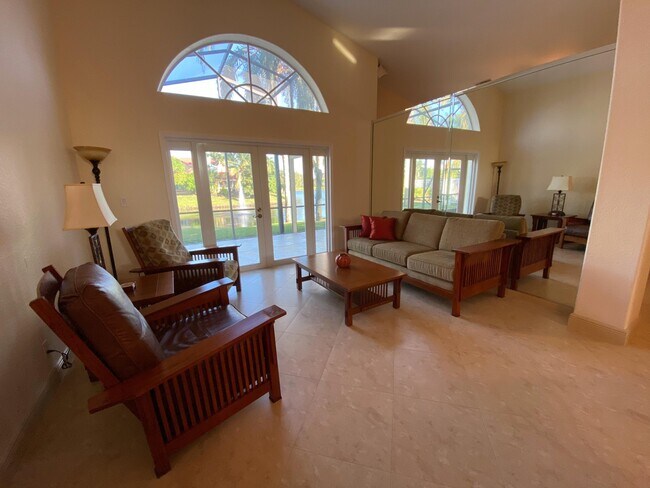 Foto del edificio - 2525 Stonegate Dr