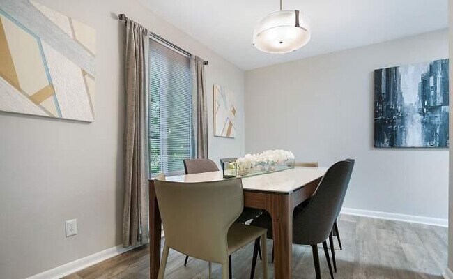 Foto del edificio - 1 bedroom in Atlanta GA 30329