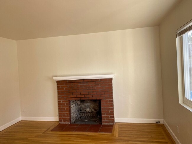Building Photo - G2 | 2603-2607 Jefferson Avenue